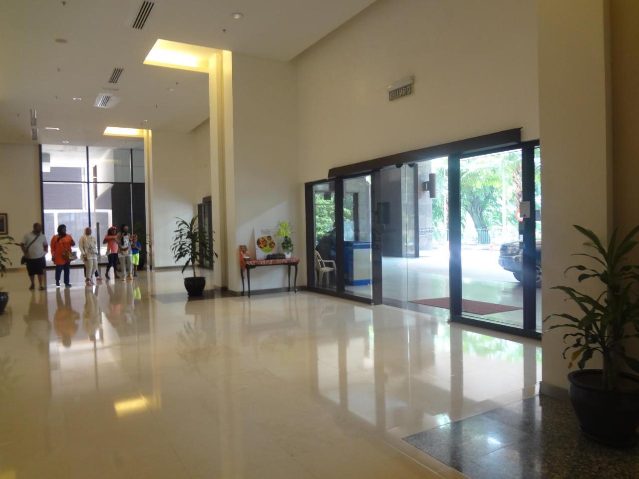 Imbi Private Unite At Times Square Kuala Lumpur Apartment Exterior photo